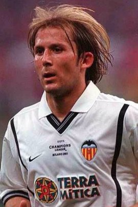 Gaizka Mendieta 2000-2001