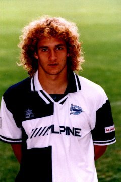 Fabricio Coloccini 2001-2002