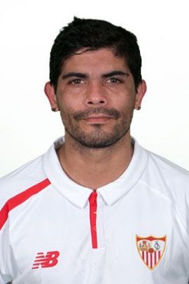 Ever Banega 2015-2016