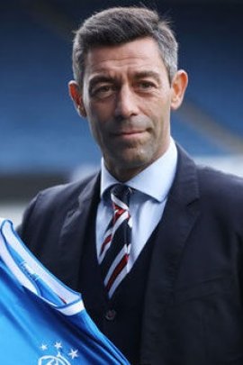 Pedro Caixinha 2016-2017