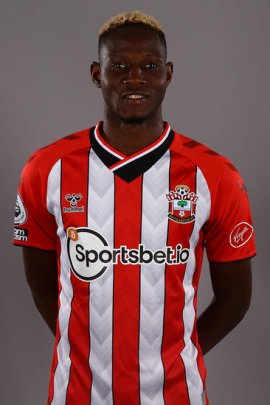 Moussa Djenepo 2021-2022