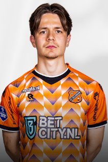 Oskar Buur 2022-2023