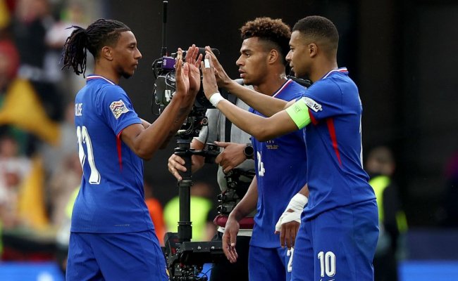 Bilan des Bleus en 2025 : une année contrastée