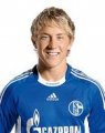 Lewis Holtby 2009-2010