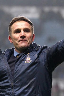 Phil Parkinson 2015-2016