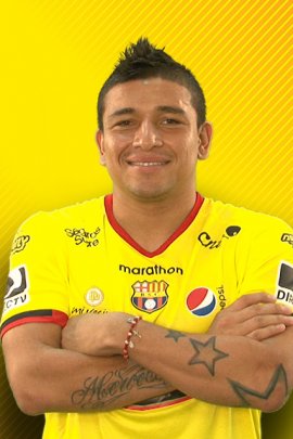 Mario Pineida 2016-2017