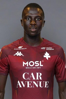 Lamine Gueye 2022-2023